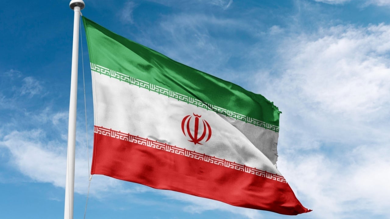Iran's Rial Hits Record Low of 1.95 Million per Dollar as US Pressure Mounts